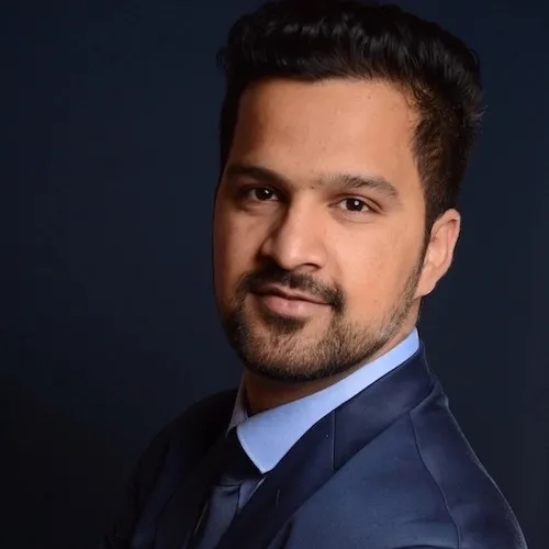 Portrait of Varij Kapil